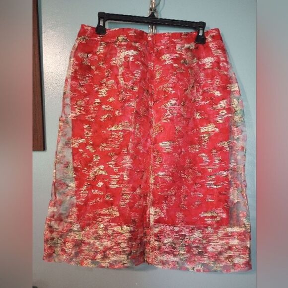 Wolven mesh overlay pleated knee length skirt - Picture 10 of 13